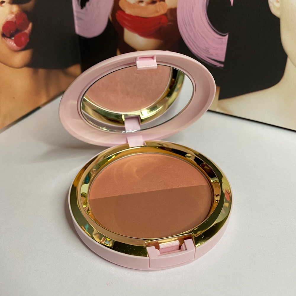 LE MAC x Patrick Starr Powder Blush Duo in I’m Not Blushing